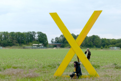 skulptur_bund_HS_gelbeskreuz_b-Kopie-2